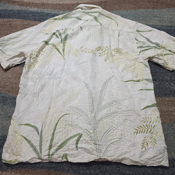 Lot of 3 Tommy Bahama Mens M Silk Linen Camp Hawaiian Shirts Tropical - Picture 8 of 16